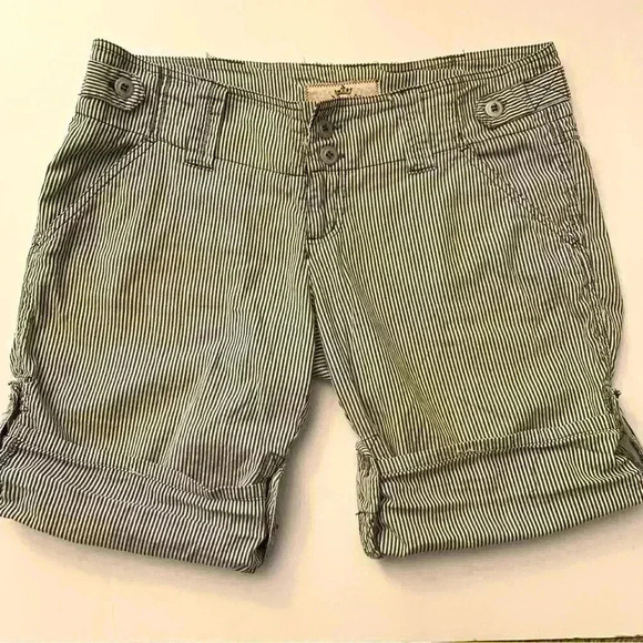 Nori Pants - Nori Women's Striped Shorts Size 9